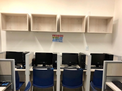 Salas de Informática Israel